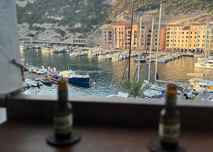 Vue Sur Le Port - Chez Carlu *